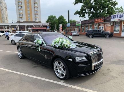 Аренда авто Роллс Ройс  Армавир