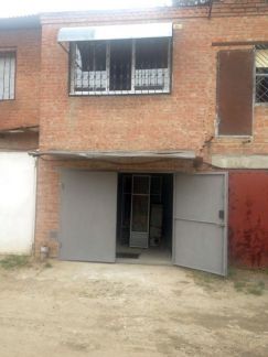 Продам гараж, &gt, 30 м кв.  Армавир