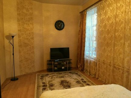 Дом 140 м кв. на участке 3 сот.  Армавир