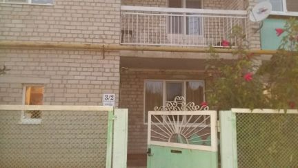 Дом 87 м кв. на участке 2 сот.  Армавир