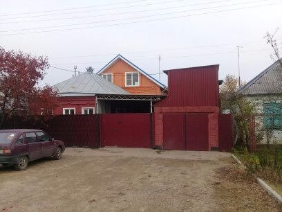 Дом 155 м кв. на участке 6 сот.  Армавир