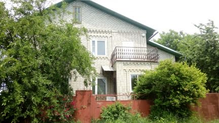 Дом 200 м кв. на участке 12 сот.  Армавир