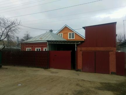 Дом 180 м? на участке 6 сот.  Армавир