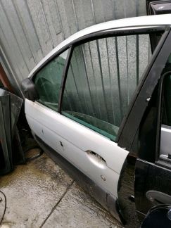 Передняя левая дверь Renault Scenic RX4  Армавир
