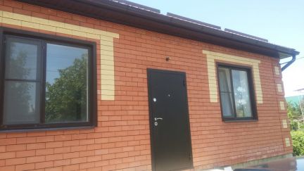 Дом 90 м? на участке 5 сот.  Армавир