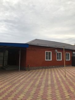 Дом 70 м? на участке 12 сот.  Армавир