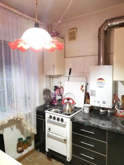 Продаю 2х комнатную квартиру, 45 м кв., 1/5 эт.  Армавир
