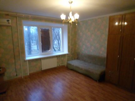 Сдам 1-комнатную квартиру, 40 м кв., 2/5 эт.  Армавир