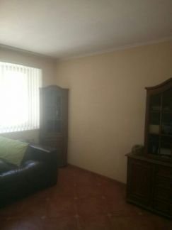 Продажа 4-комнатной квартиры, 112 м кв., 1/9 эт.  Армавир