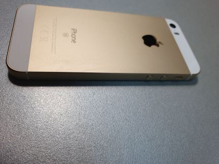 Apple iPhone SE 32 gb  Армавир