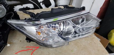 Фара правая Toyota Camry 55 галоген ориг целая  Армавир