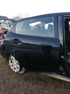 Дверь задняя правая Kia Rio 3  Армавир