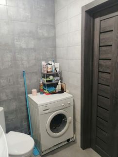 Продаю 2х комнатную квартиру, 43 м кв., 1/2 эт.  Армавир