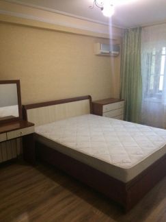 Сдаю 2х комнатную квартиру, 50 м кв., 2/5 эт.  Армавир