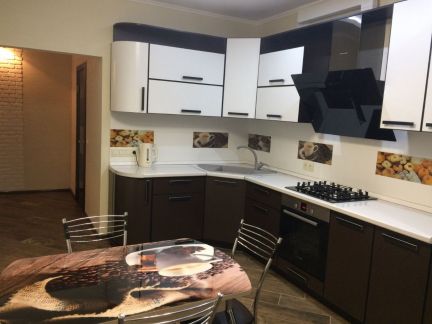Сдам 1-комнатную квартиру, 52 м кв., 2/7 эт.  - купить на сайте объявлений Армавир онлайн