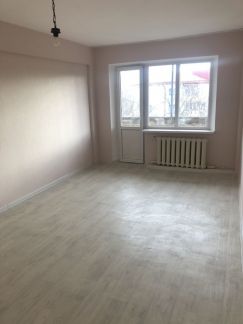 Продается 1-комнатная квартира, 33 м кв., 5/5 эт.  Армавир