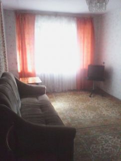 Продам 3х-комнатную квартиру, 57 м кв., 1/5 эт.  Армавир