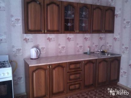 Сдам 1-комнатную квартиру, 40 м кв., 4/10 эт.  Армавир