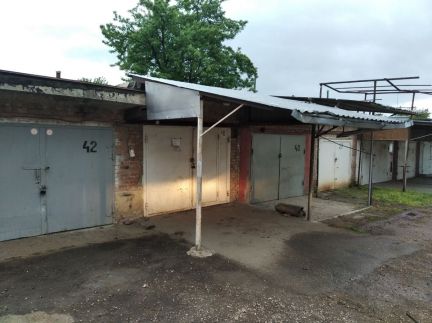 Продам гараж, 20 м кв.  Армавир