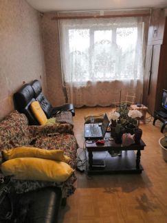 Продам 3х-комнатную квартиру, 70 м кв., 3/9 эт.  Армавир