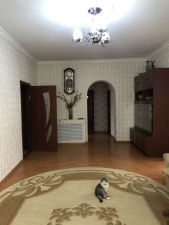 Дом 98 м кв. на участке 6 сот.  Армавир