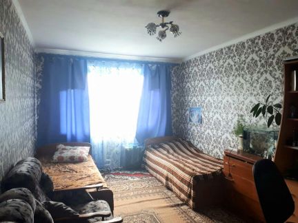 Продам 3х-комнатную квартиру, 65 м кв., 5/5 эт.  Армавир