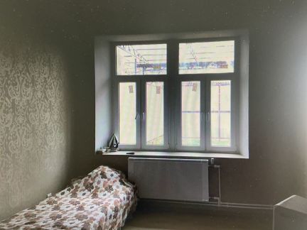 Продаю 2х комнатную квартиру, 60 м кв., 1/2 эт.  Армавир