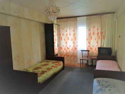 Сдам 1-комнатную квартиру, 36 м кв., 4/5 эт.  Армавир