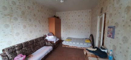 Продается 1-комнатная квартира, 33 м кв., 2/2 эт.  Армавир