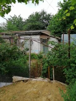 Продаю 2х комнатную квартиру, 35 м кв., 1/1 эт.  Армавир