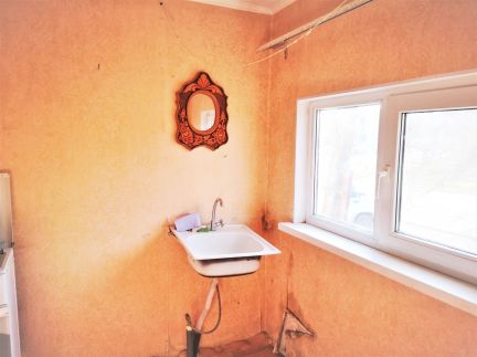 Продается 1-комнатная квартира, 22 м кв., 1/1 эт.  Армавир