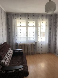 Сдам 1-комнатную квартиру, 30 м кв., 5/5 эт.  Армавир